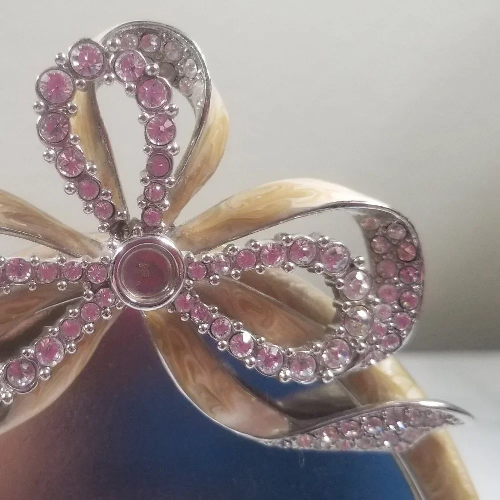 RARE JAY STRONGWATER PAVE SCROLL CRYSTAL VICTORIAN BOW RIBBON ENAMEL OVAL FRAME